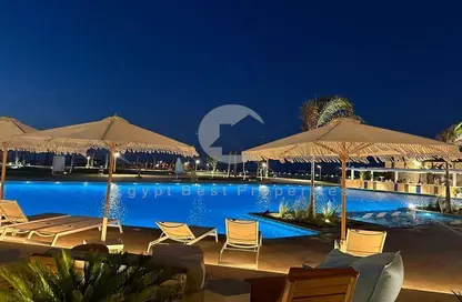 شاليه - 2 غرف نوم - 2 حمامات للبيع في سيشور - راس الحكمة - الساحل الشمالي