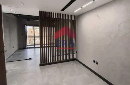 Office Space - Studio - 3 Bathrooms for rent in Al Merghany St. - Ard El Golf - Heliopolis - Masr El Gedida - Cairo