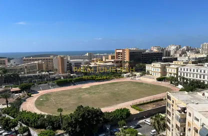 شقة - 3 غرف نوم - 2 حمامات للايجار في طريق الجيش - الأزاريطة - حي وسط - الاسكندرية