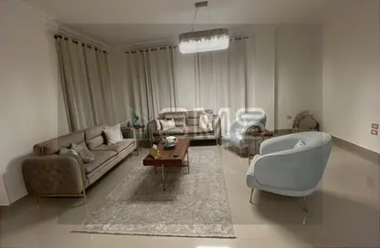 شقة - 2 غرف نوم - 1 حمام للايجار في شارع الجزيرة - المستثمرين الجنوبية - مدينة القاهرة الجديدة - القاهرة