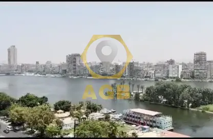 Apartment - 3 Bedrooms - 3 Bathrooms for sale in Al Bahr Al Aazam  St. - Giza District - Ganoub El Giza - Giza