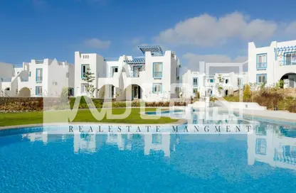 Townhouse - 3 Bedrooms - 4 Bathrooms for sale in Mountain View - Ras Al Hekma - North Coast