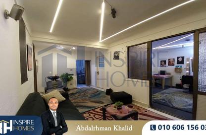 Apartment - 2 Bedrooms - 1 Bathroom for rent in Tharwat - Hay Sharq - Alexandria