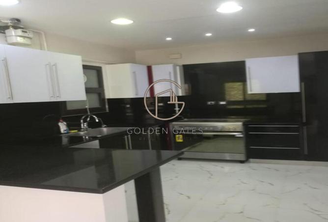 8554000 - Property Image 3