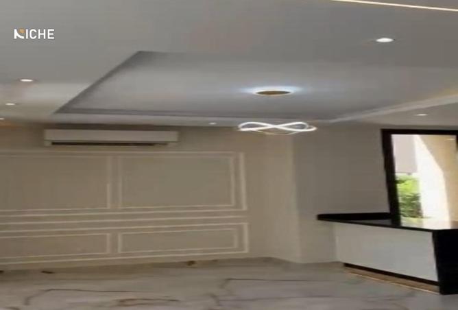 8277267 - Property Image 2