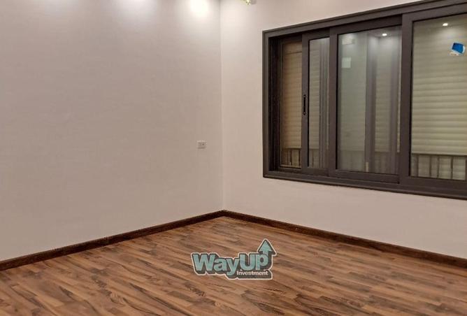 8419806 - Property Image 2