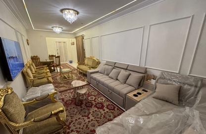 Apartment - 2 Bedrooms - 1 Bathroom for sale in Al Nasr Road - 1st Zone - Nasr City - Cairo