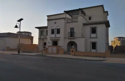 Twin House - 3 Bedrooms - 3 Bathrooms for sale in Mivida - 5th Settlement Compounds - The 5th Settlement - New Cairo City - Cairo
