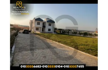 فيلا - 3 غرف نوم - 3 حمامات للبيع في الريف الاووبي - طريق مصر اسكندرية الصحراوي - مدينة 6 أكتوبر - الجيزة