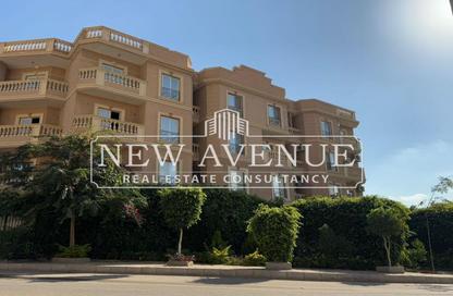 Apartment - 3 Bedrooms - 2 Bathrooms for sale in French University Square - City Center 1 - Shorouk City - Cairo