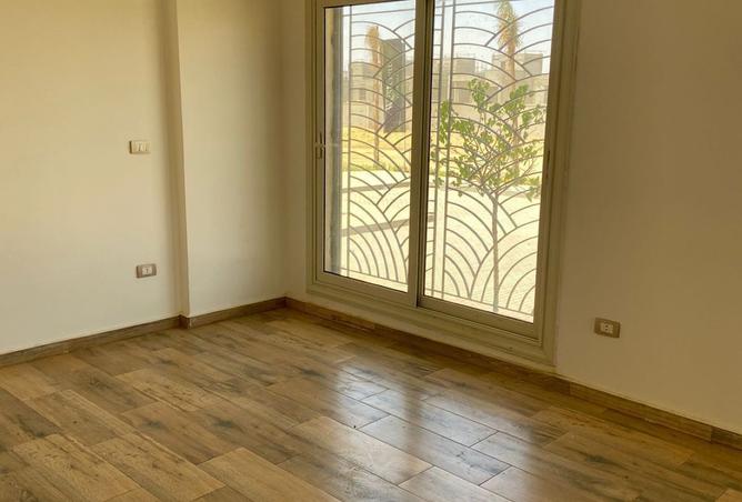 8374011 - Property Image 3