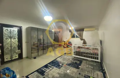 Apartment - 4 Bedrooms - 2 Bathrooms for sale in Maadi - Hay El Maadi - Cairo