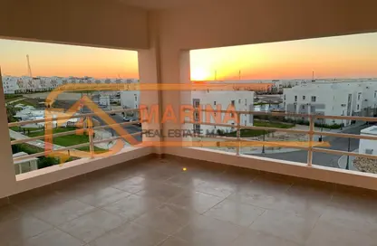 شاليه - 3 غرف نوم - 2 حمامات للبيع في أمواج - سيدي عبد الرحمن - الساحل الشمالي