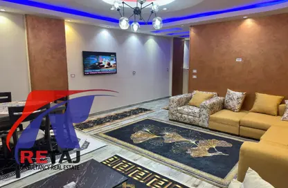 Apartment - 2 Bedrooms - 1 Bathroom for rent in Al Sheikh Taha Al Dinary St. - Al Hadiqah Al Dawliyah - 7th District - Nasr City - Cairo Apartment - 2 Bedrooms - 1 Bathroom for rent in Al Sheikh Taha Al Dinary St. - Al Hadiqah Al Dawliyah - 7th District - Nasr City - Cairo