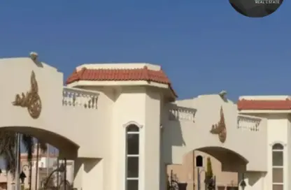 فيلا - 3 غرف نوم - 3 حمامات للايجار في حى الورود - التوسعات الشمالية - مدينة 6 أكتوبر - الجيزة