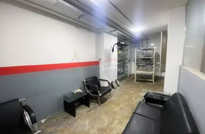 محل تجاري - استوديو - 2 حمامات للايجار في شارع النصر - سموحة - حي شرق - الاسكندرية