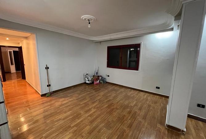 8321440 - Property Image 2