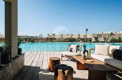 Chalet - 2 Bedrooms - 3 Bathrooms for sale in Ramla Lakeside - Qesm Ad Dabaah - North Coast