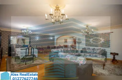 شقة - 3 غرف نوم - 2 حمامات للايجار في شارع كفر عبده - كفر عبده - رشدي - حي شرق - الاسكندرية