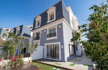 Villa - 3 Bedrooms - 3 Bathrooms for sale in Mountain View iCity October - 6 October Compounds - 6 October City - Giza