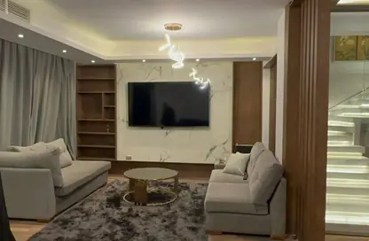 تاون هاوس - 4 غرف نوم - 4 حمامات للبيع في باتيو الزهراء - كمبوندات الشيخ زايد - الشيخ زايد - الجيزة