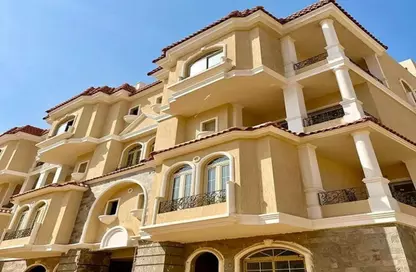Duplex - 4 Bedrooms - 4 Bathrooms for sale in Abha - 6 October Compounds - 6 October City - Giza