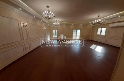 Apartment - 3 Bedrooms - 3 Bathrooms for sale in Doctor Yassin Abdel Ghaffar St. - Area C - Ganoob El Acadimia - New Cairo City - Cairo