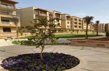 Apartment - 3 Bedrooms - 3 Bathrooms for sale in Green 6 - 6 October Compounds - 6 October City - Giza