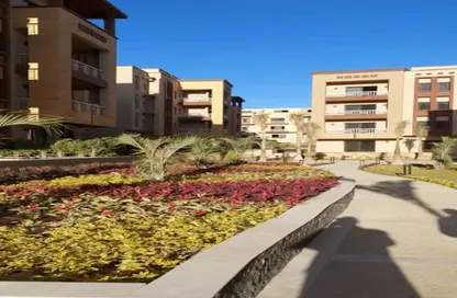 Apartment - 3 Bedrooms - 3 Bathrooms for sale in Green 5 - 6 October Compounds - 6 October City - Giza