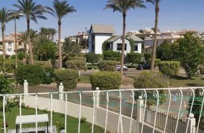 فيلا - 5 غرف نوم - 5 حمامات للبيع في النخيل - كمبوندات الشروق - مدينة الشروق - القاهرة