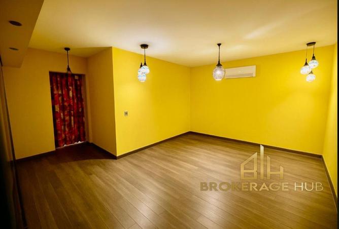 8345601 - Property Image 3