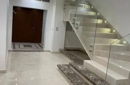 Villa - 4 Bedrooms - 3 Bathrooms for sale in Hood 6 Side St. - Green Belt - 6 October City - Giza