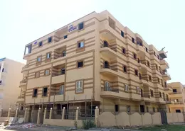 شقة - 3 غرف نوم - 3 حمامات للبيع في المنطقة الرابعة - مدينة الشروق - القاهرة