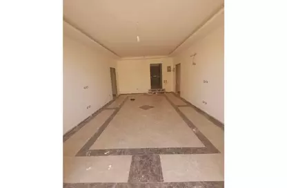 Apartment - 4 Bedrooms - 3 Bathrooms for rent in Al Narges - New Cairo City - Cairo