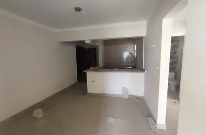 Apartment - 3 Bedrooms - 1 Bathroom for sale in 3rd District - Badr City - Cairo