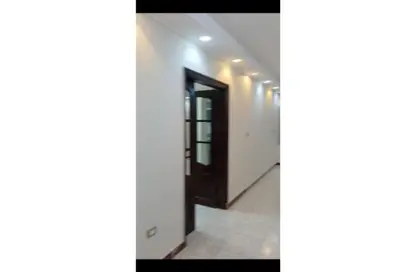 شقة - 3 غرف نوم - 2 حمامات للايجار في شارع مكرم عبيد - المنطقة السادسة - مدينة نصر - القاهرة شقة - 3 غرف نوم - 2 حمامات للايجار في شارع مكرم عبيد - المنطقة السادسة - مدينة نصر - القاهرة