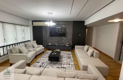 Apartment - 3 Bedrooms - 2 Bathrooms for sale in Sarayat Al Maadi - Hay El Maadi - Cairo