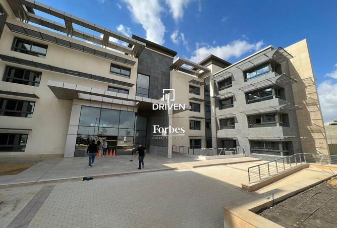 8074021 - Property Main Image