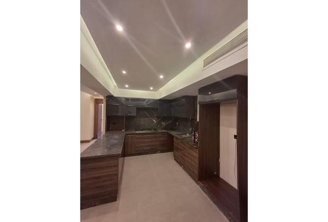 8082855 - Property Image 2