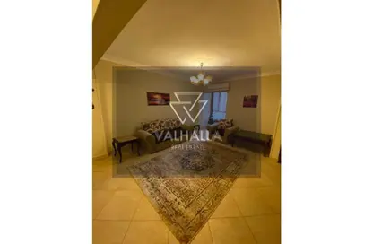 شقة - 2 غرف نوم - 2 حمامات للايجار في شارع محمد انيس - الزمالك - القاهرة