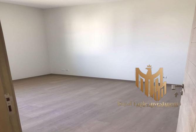 8254156 - Property Image 2