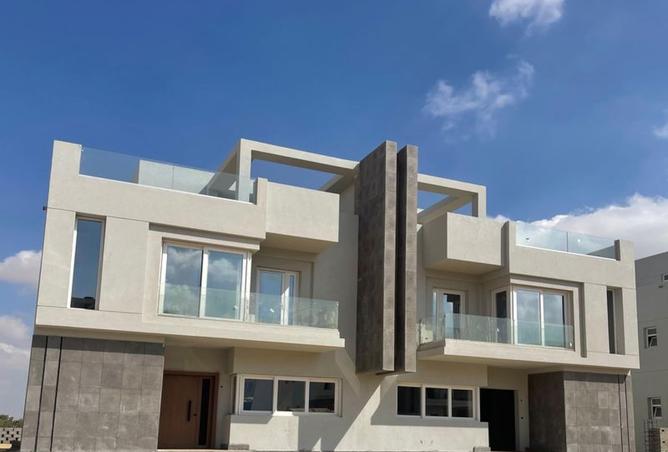 8278203 - Property Image 2