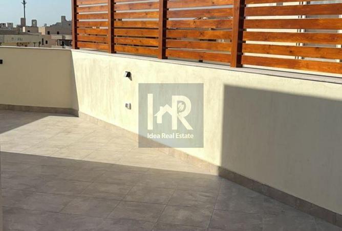 8082978 - Property Image 2