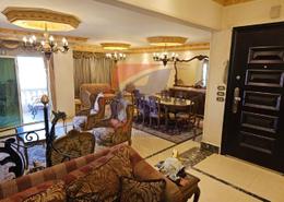 شقة - 3 غرف نوم - 2 حمامات for للبيع in شارع احمد الزمر - المنطقة الثامنة - مدينة نصر - القاهرة