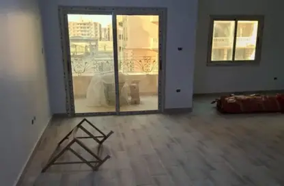 Apartment - 3 Bedrooms - 2 Bathrooms for sale in Street153 - District 4 - The 5th Settlement - New Cairo City - Cairo