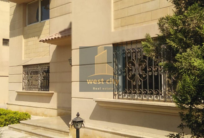 8087129 - Property Image 2