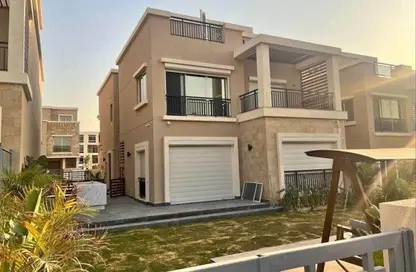 Villa - 4 Bedrooms - 4 Bathrooms for sale in Taj City - 5th Settlement Compounds - The 5th Settlement - New Cairo City - Cairo