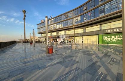 Retail - Studio - 1 Bathroom for rent in Sway Mall - Mohamed Naguib Axis - North Investors Area - New Cairo City - Cairo