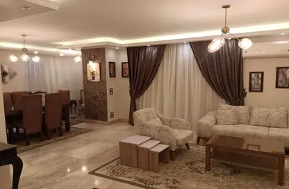 شقة - 3 غرف نوم - 2 حمامات للايجار في ميدان دجله - دجلة - حي المعادي - القاهرة