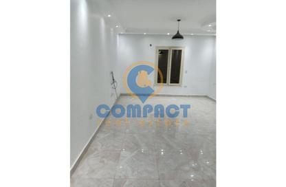 Apartment - 2 Bedrooms - 1 Bathroom for rent in 8th District - Sheikh Zayed City - Giza